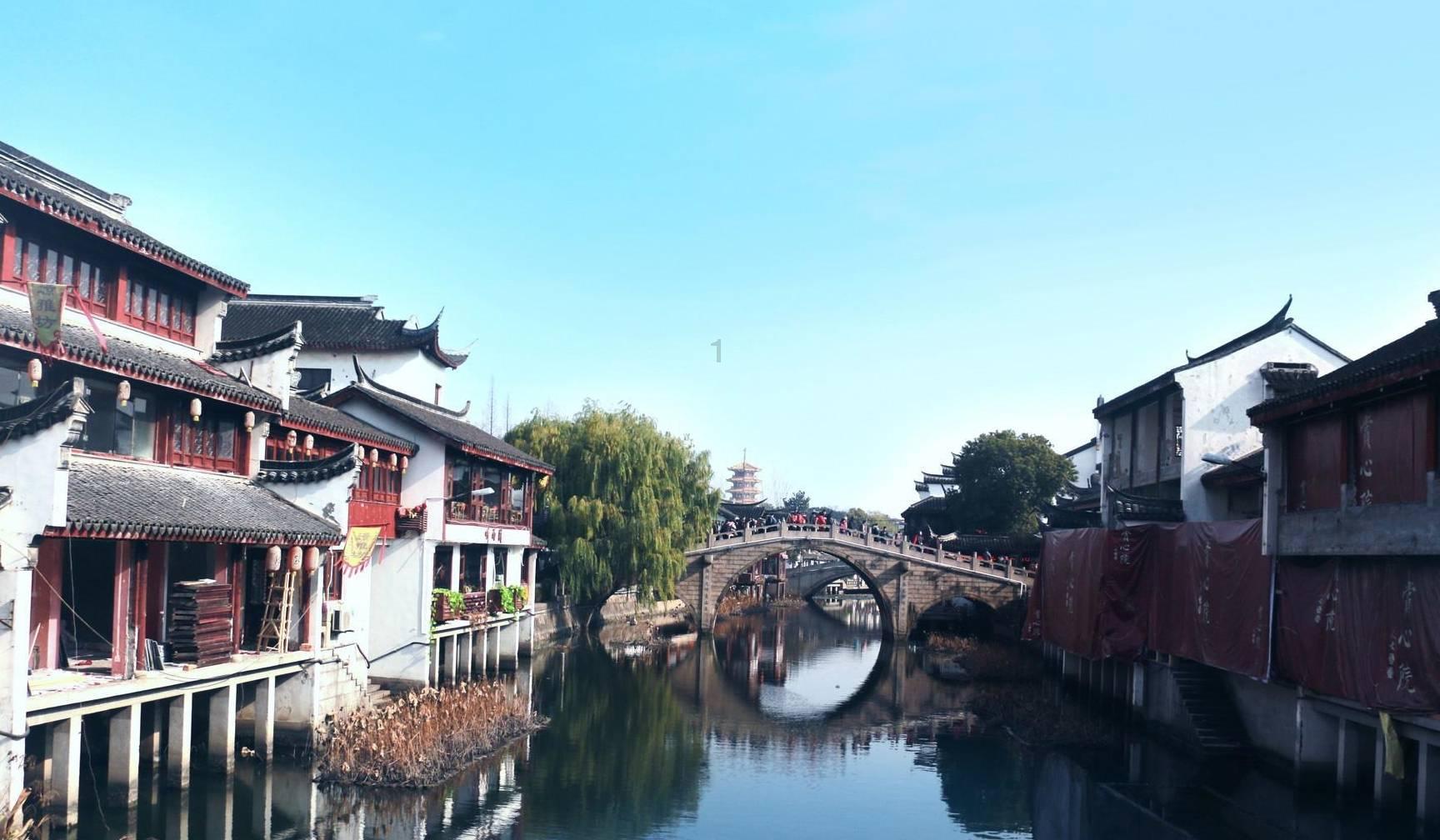 竞技游戏